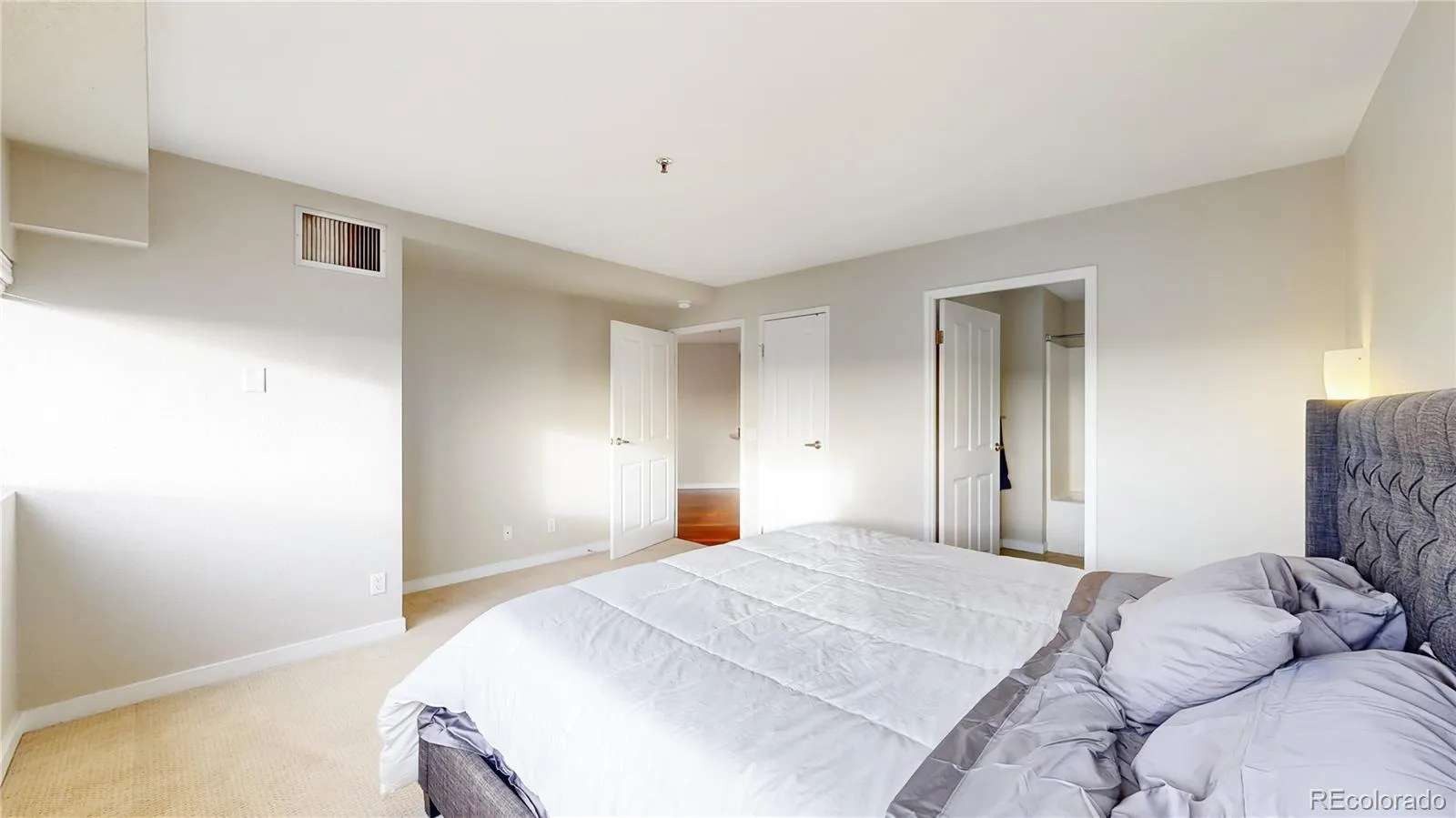 Denver, Colorado 80205, United States, 1 Bedroom Bedrooms, ,1 BathroomBathrooms,Residential,Active,86714