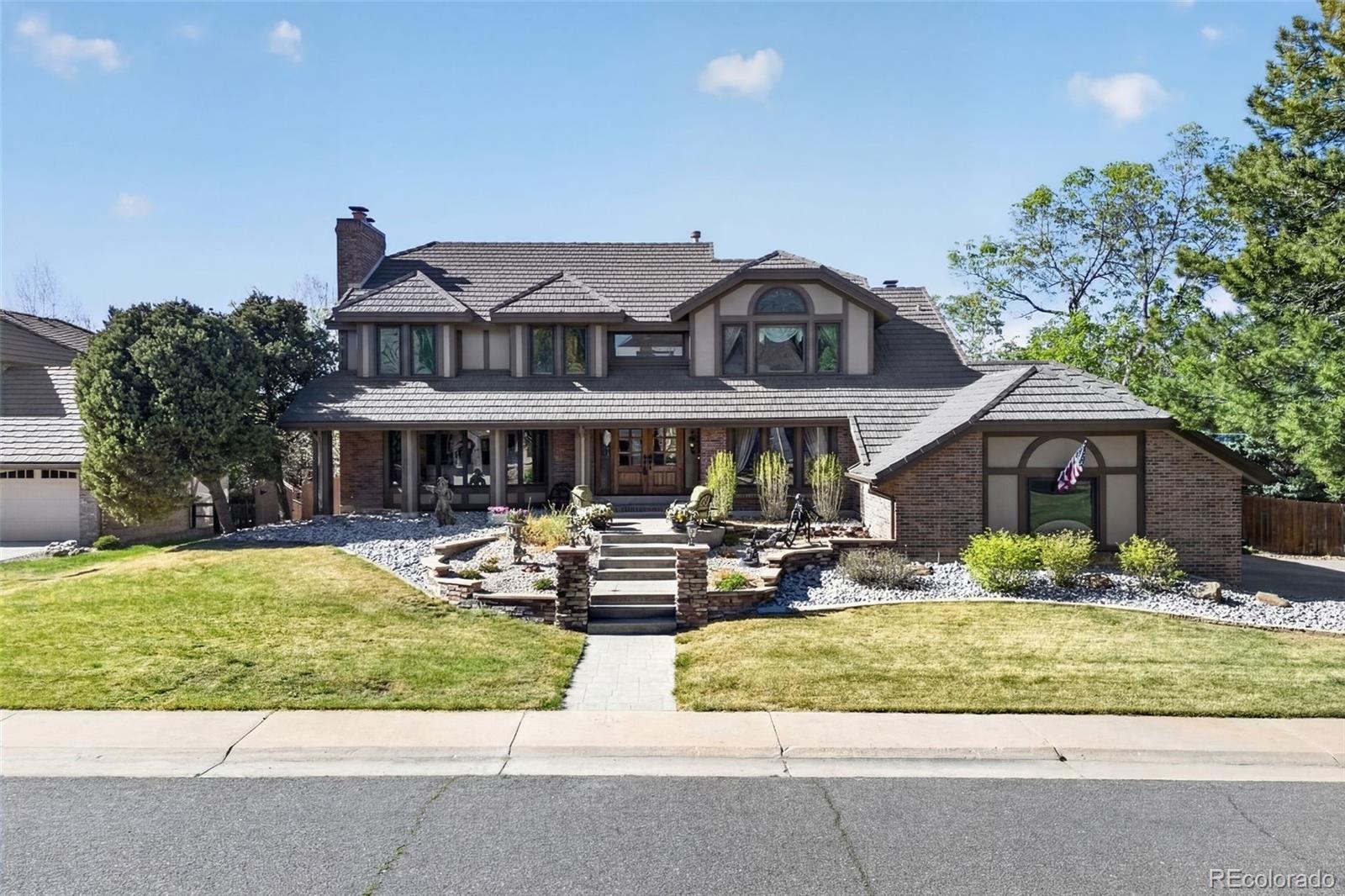 5038 E Nichols Place