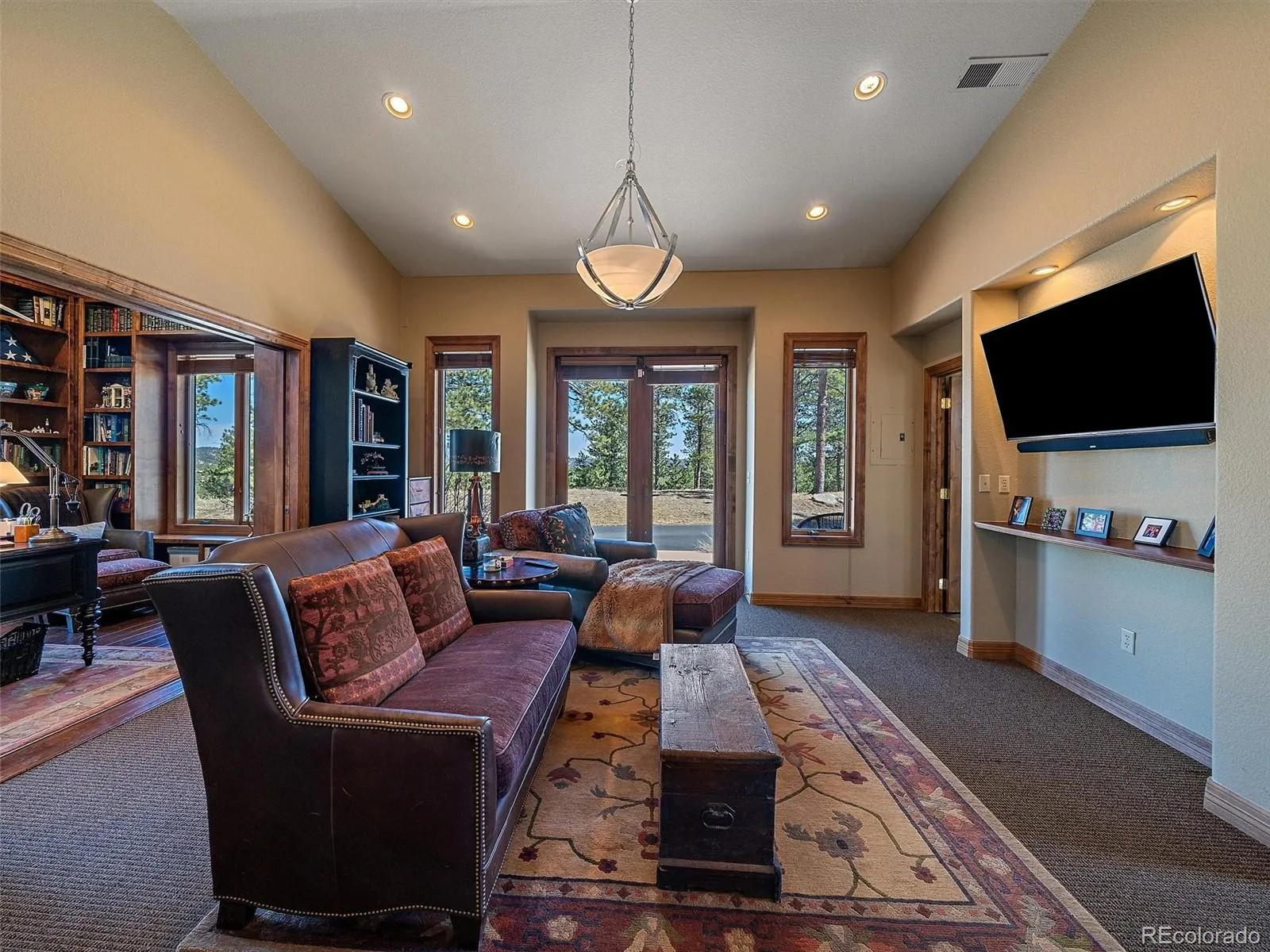 Evergreen, Colorado 80439, United States, 5 Bedrooms Bedrooms, ,6 BathroomsBathrooms,Residential,Active,92163