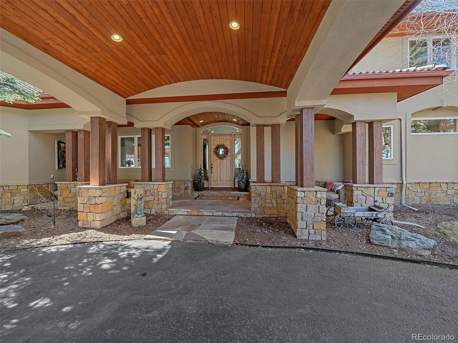 Evergreen, Colorado 80439, United States, 5 Bedrooms Bedrooms, ,6 BathroomsBathrooms,Residential,Active,92163