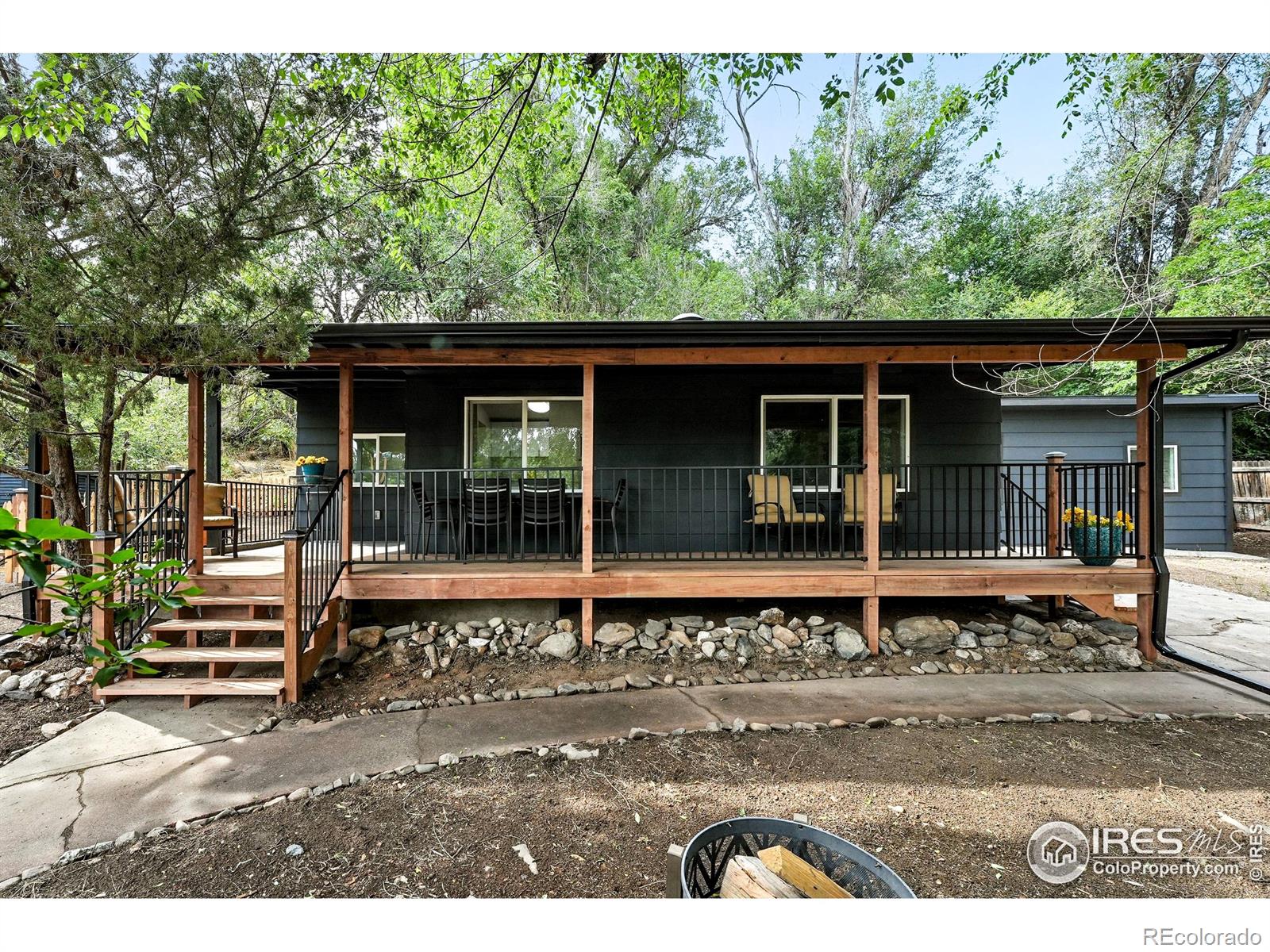 10031 Hummingbird Lane