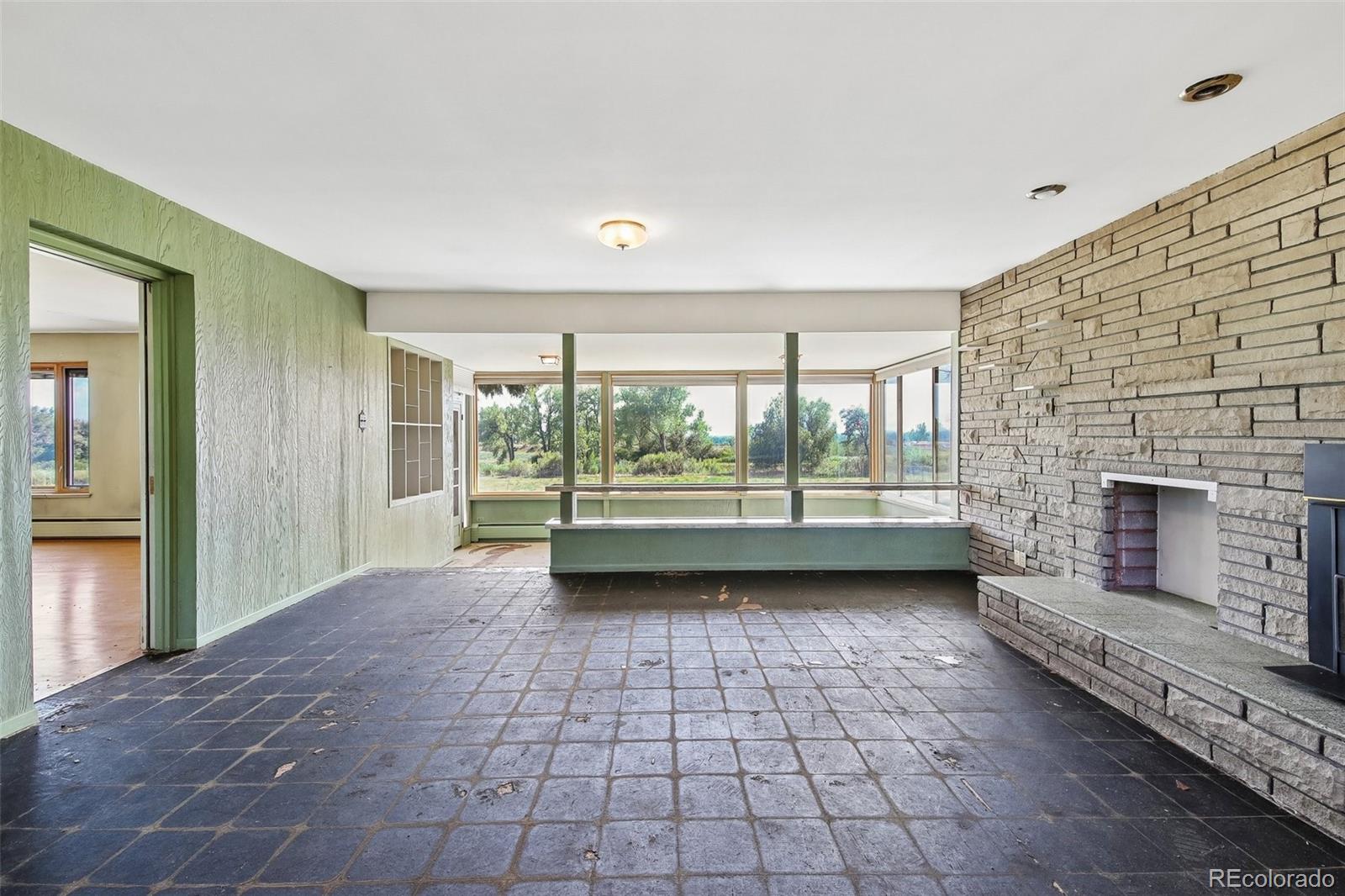 10350 W 73rd Place