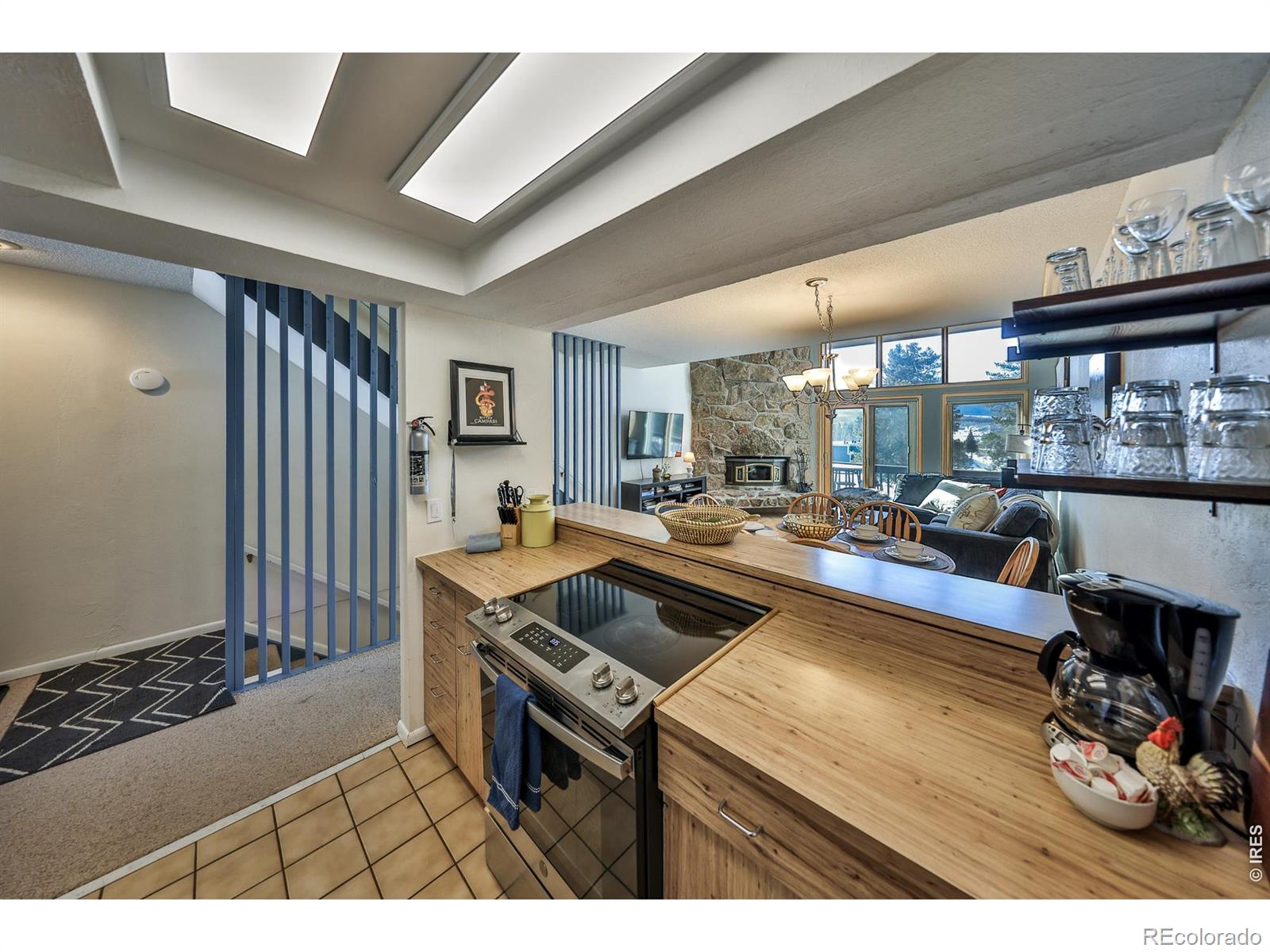 444 County Road 832 13