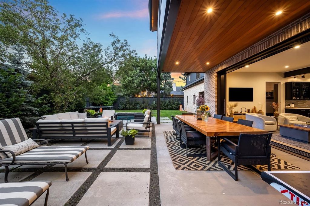 Photo of 1055 S Cove Way, Denver, CO 80209 (MLS # 9828938)