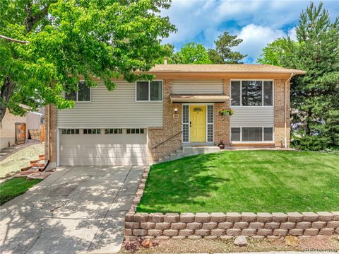 1811 S Yank Court Lakewood CO 80228