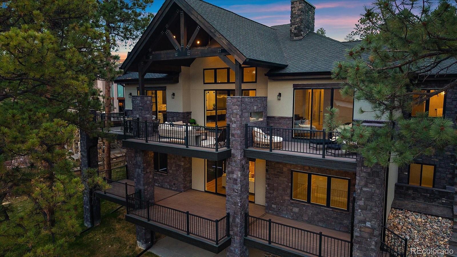 2554 Saddleback Drive