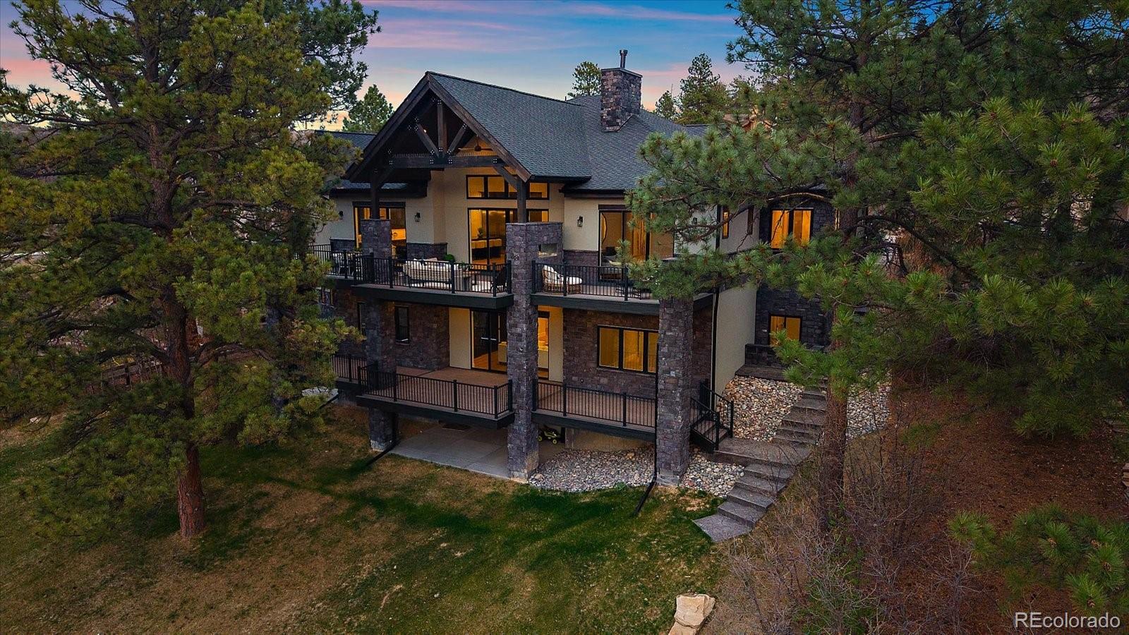 2554 Saddleback Drive