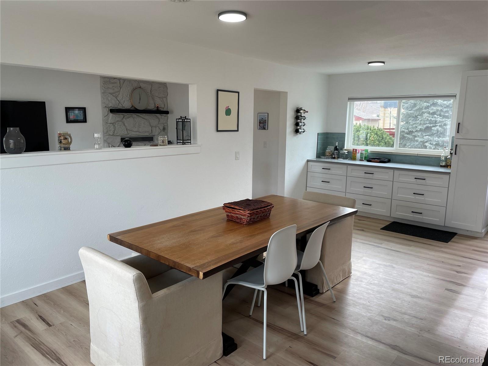 5262 E Dartmouth Avenue