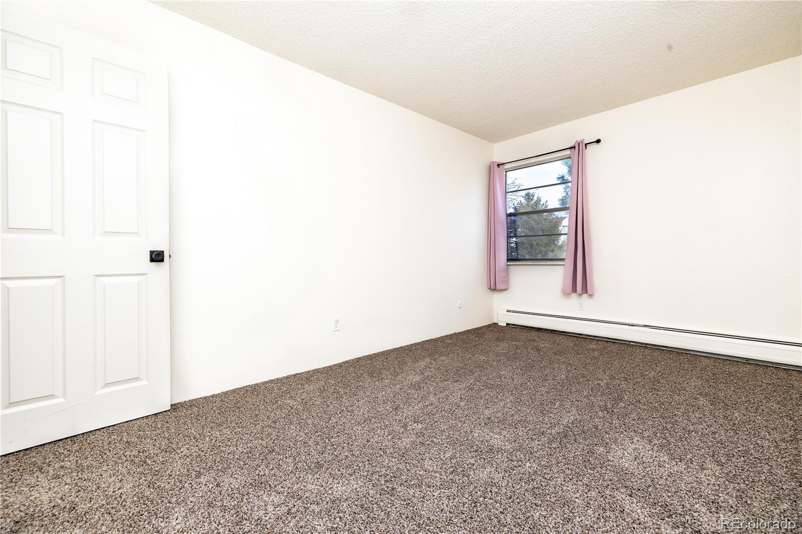 1350 Golden Circle 302