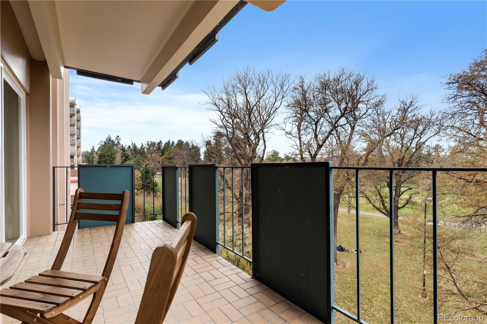 1265 N Race Street 505