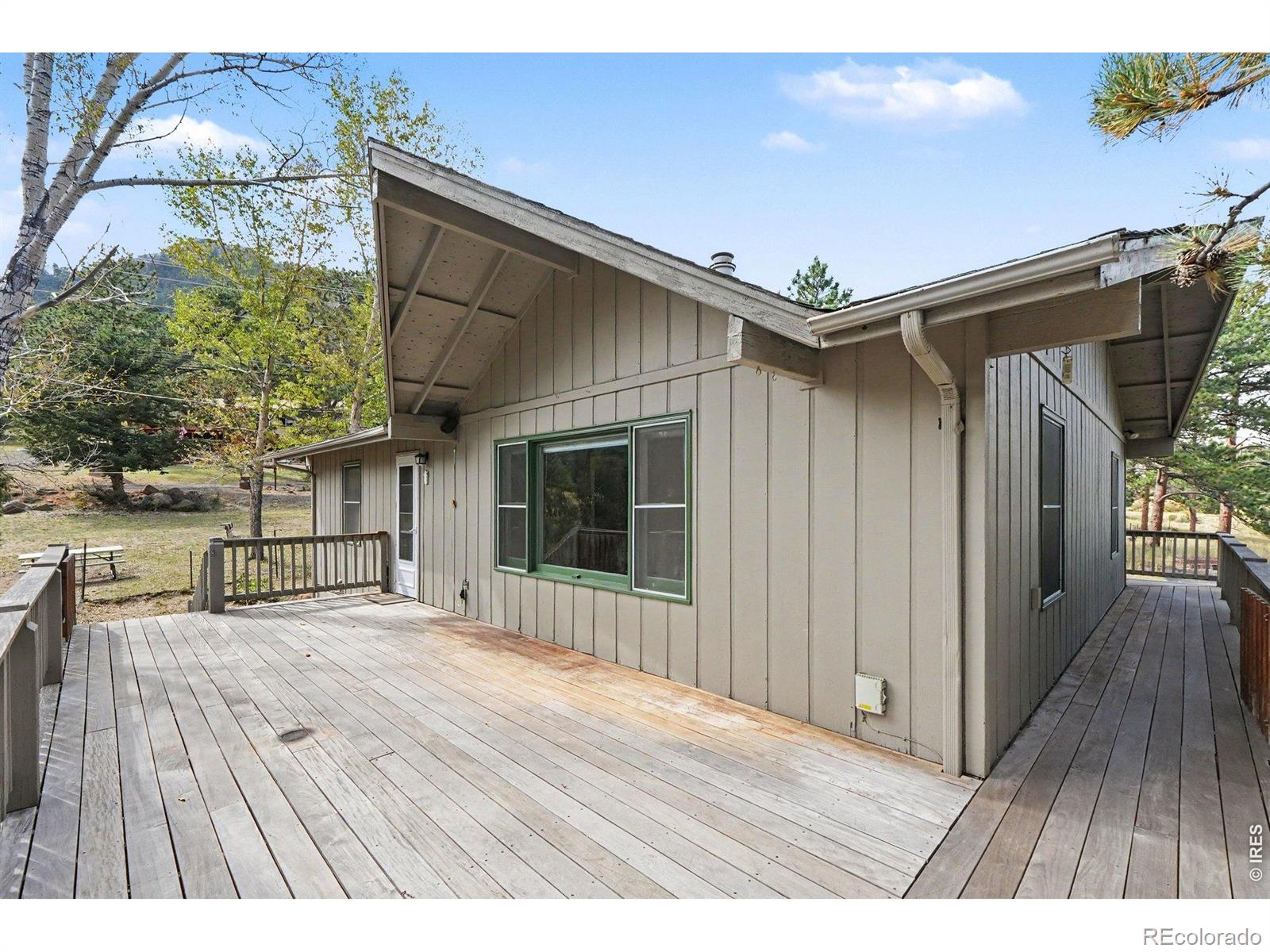 1050 Pine Knoll Drive