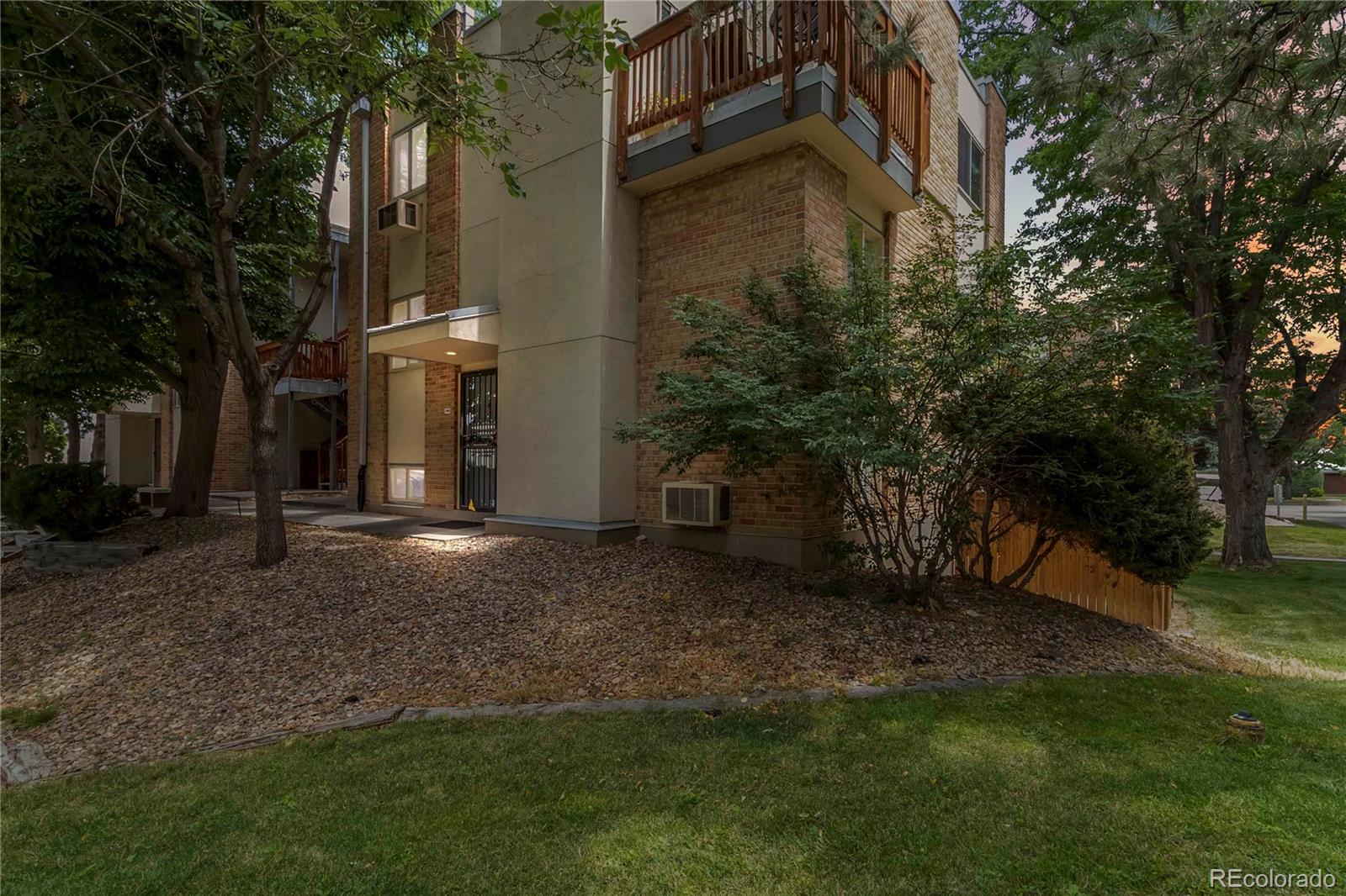 2835 S Monaco Parkway 1-108