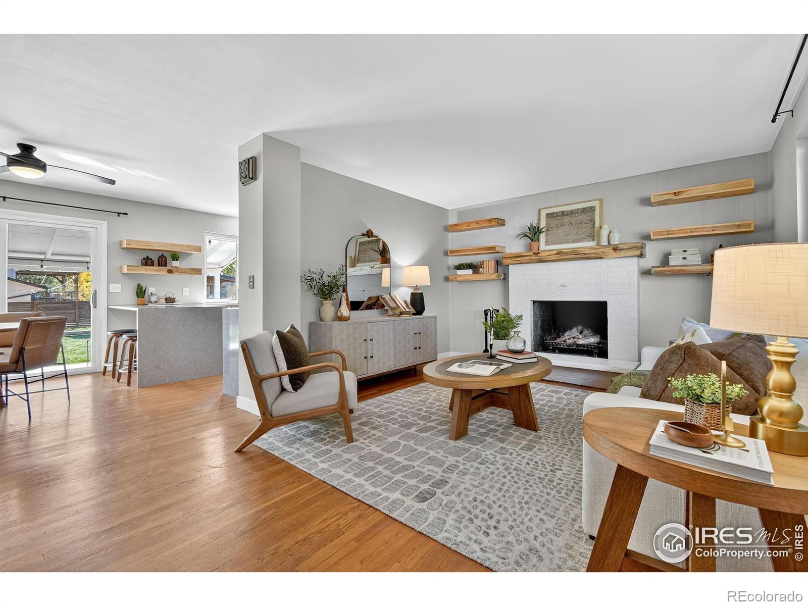 880 Gilpin Drive