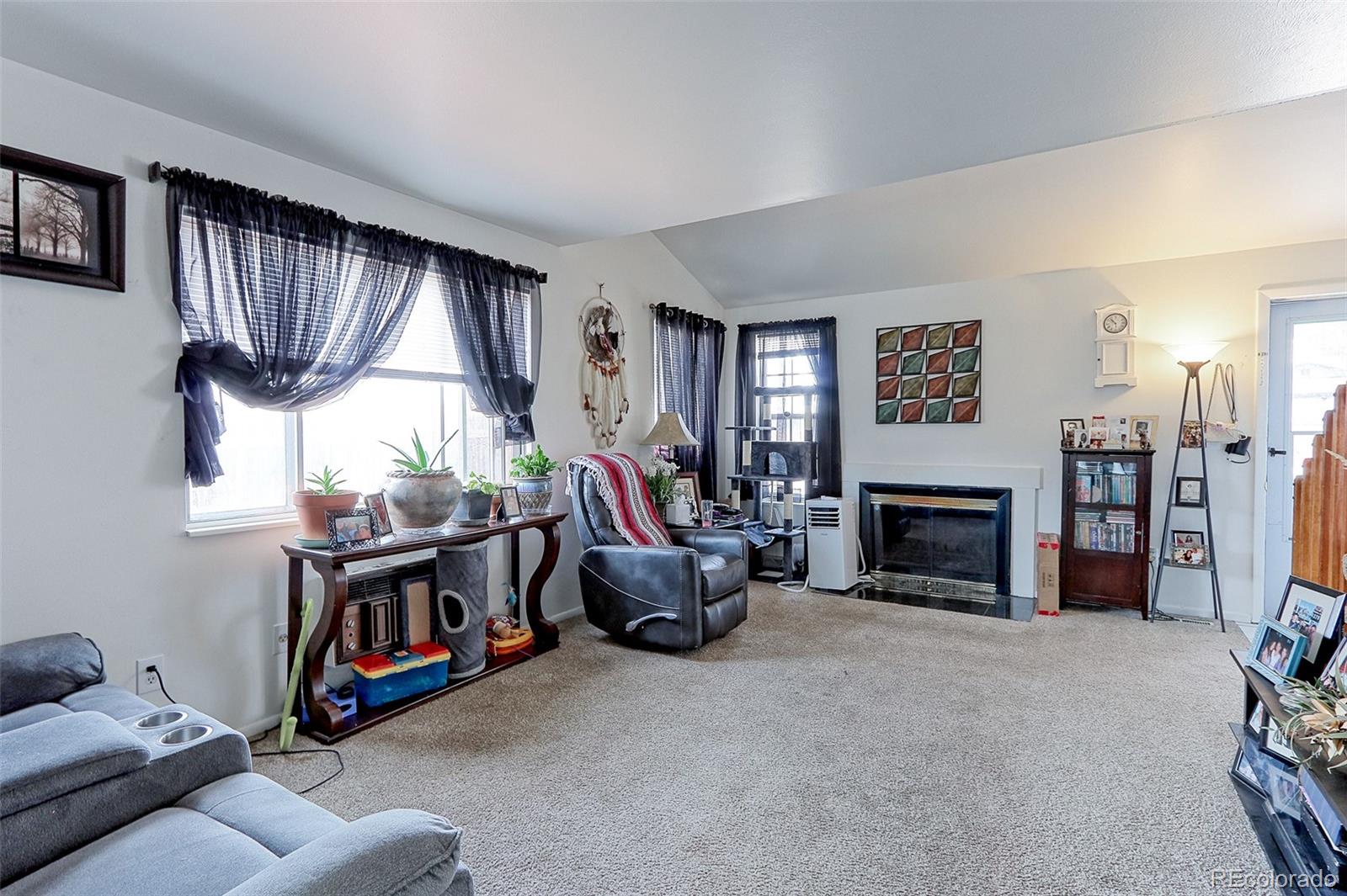 3812 & 3822 W 89th Way