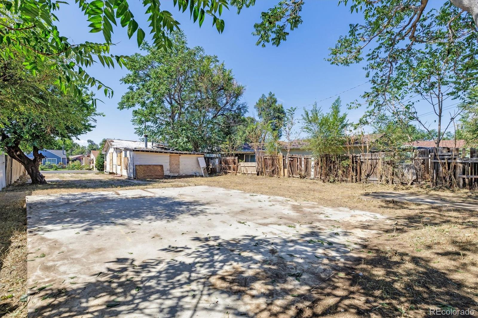 3511 W Alaska Place