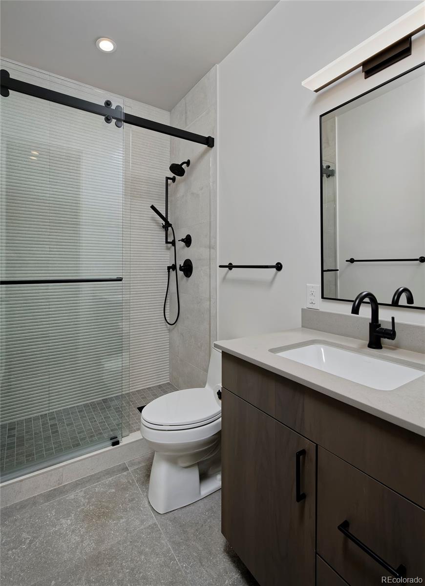 2800 S University Blvd Unit 104, Denver, CO, 80210, USA, 4 Bedrooms Bedrooms, ,4 BathroomsBathrooms,Condo,Pending,2800 S University Blvd Unit 104,6019805