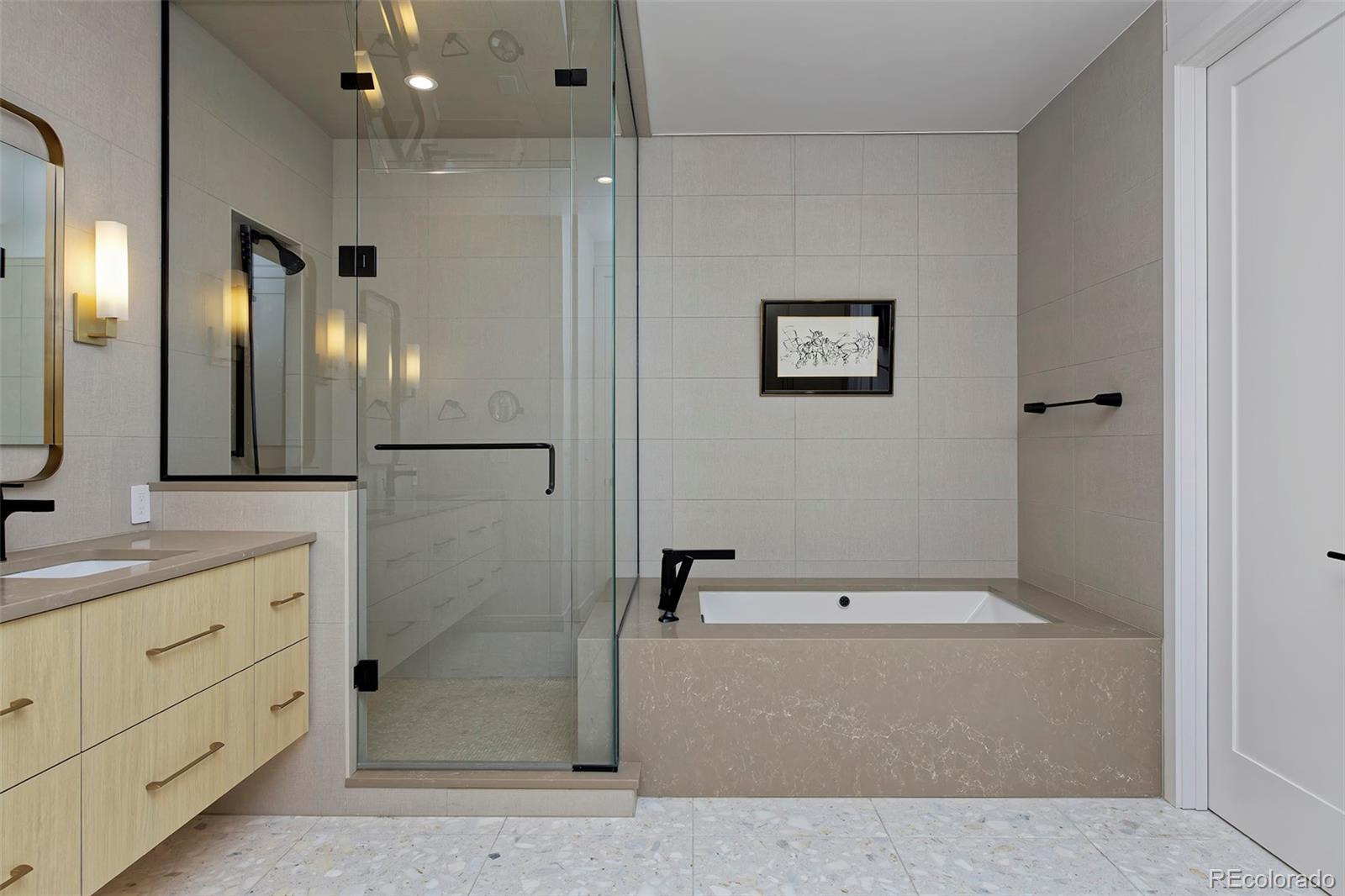2800 S University Blvd Unit 104, Denver, CO, 80210, USA, 4 Bedrooms Bedrooms, ,4 BathroomsBathrooms,Condo,Pending,2800 S University Blvd Unit 104,6019805