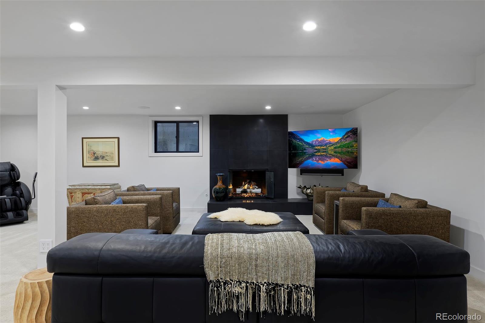 2800 S University Blvd Unit 104, Denver, CO, 80210, USA, 4 Bedrooms Bedrooms, ,4 BathroomsBathrooms,Condo,Pending,2800 S University Blvd Unit 104,6019805