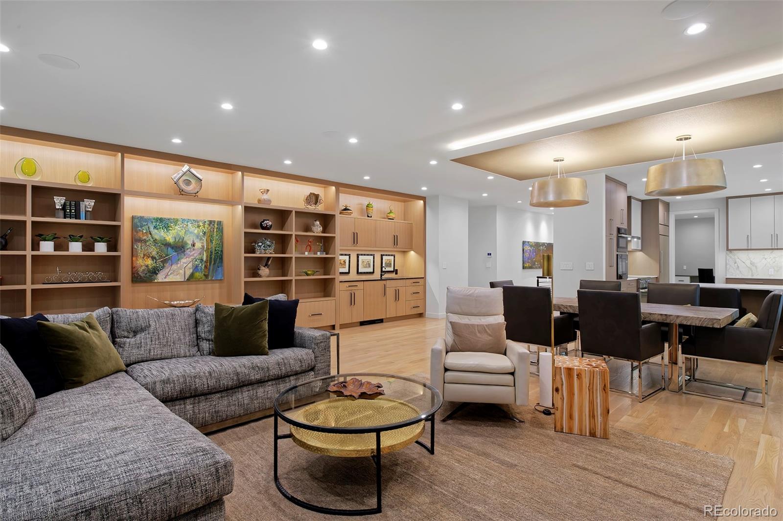 2800 S University Blvd Unit 104, Denver, CO, 80210, USA, 4 Bedrooms Bedrooms, ,4 BathroomsBathrooms,Condo,Pending,2800 S University Blvd Unit 104,6019805