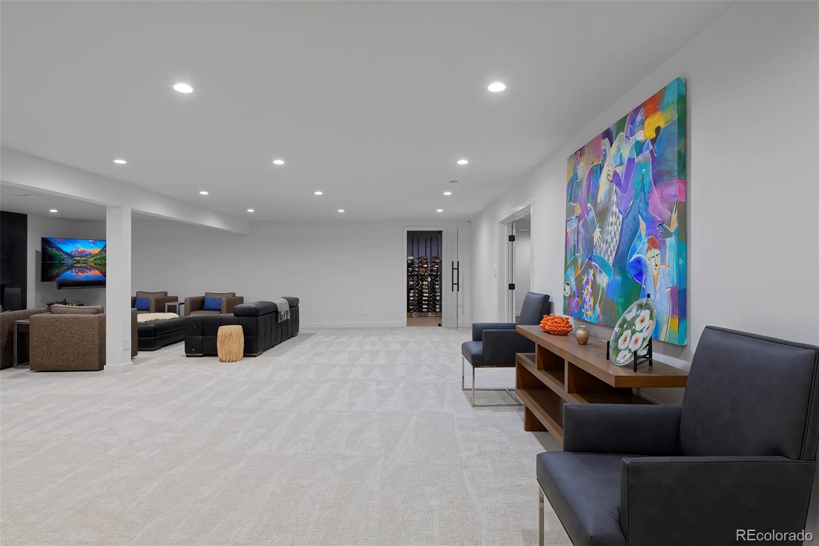 2800 S University Blvd Unit 104, Denver, CO, 80210, USA, 4 Bedrooms Bedrooms, ,4 BathroomsBathrooms,Condo,Pending,2800 S University Blvd Unit 104,6019805