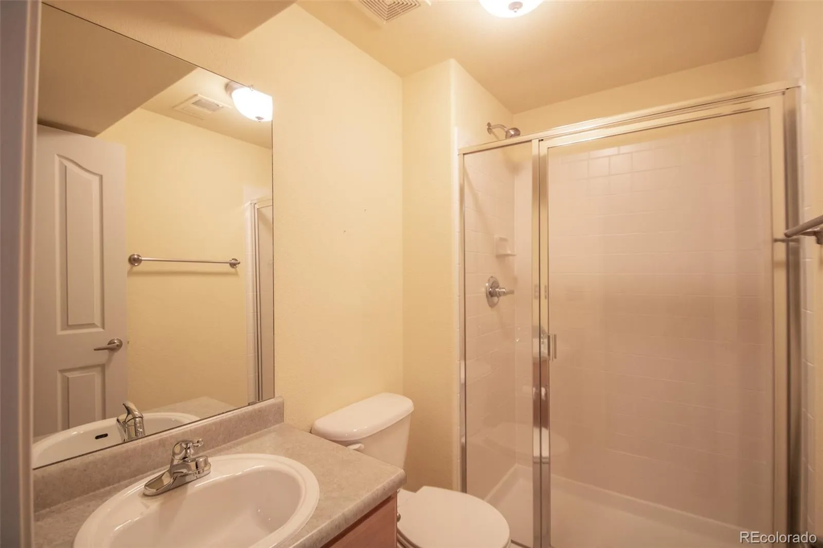 Brighton, Colorado 80601, United States, 3 Bedrooms Bedrooms, ,3 BathroomsBathrooms,Residential,Active,247371