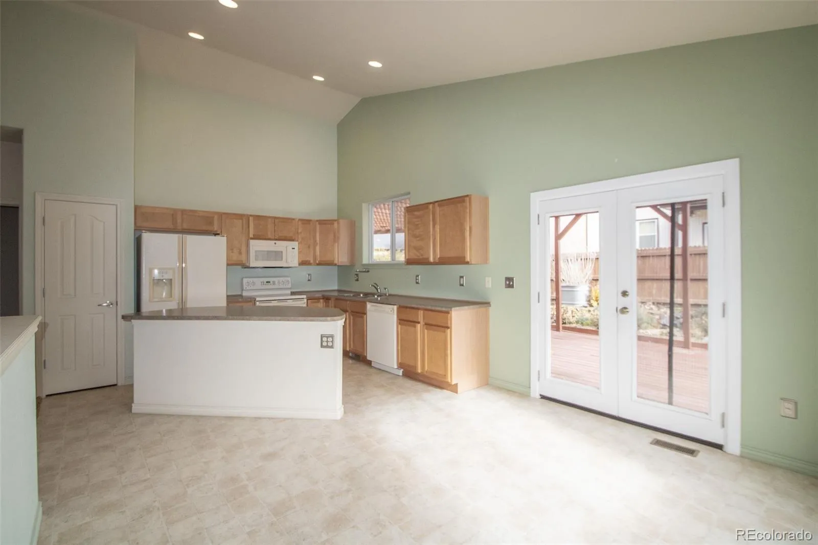 Brighton, Colorado 80601, United States, 3 Bedrooms Bedrooms, ,3 BathroomsBathrooms,Residential,Active,247371