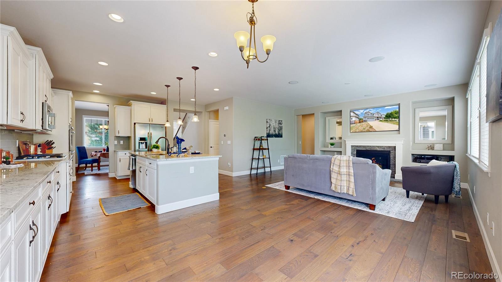 12615 W 8th Place