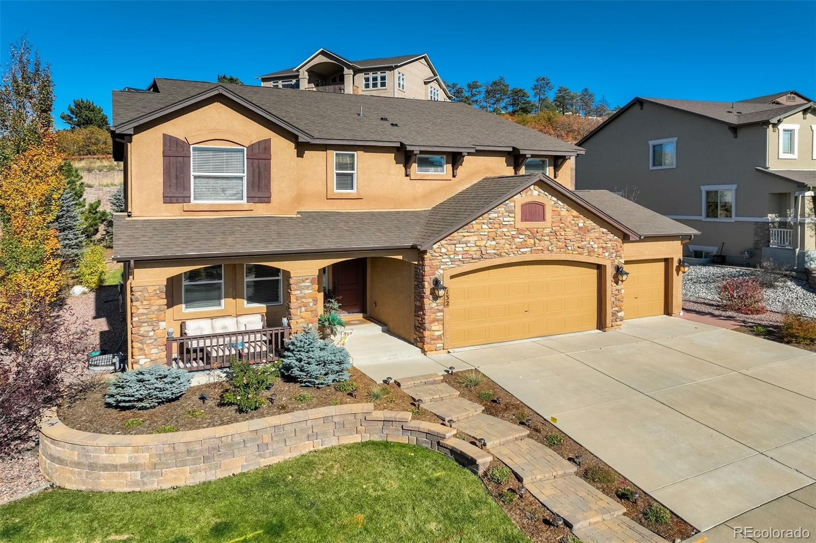 132 Kettle Valley Way