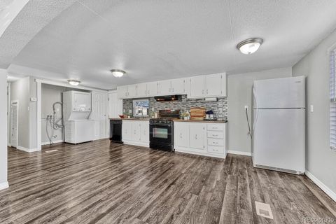 Manufactured Home in Colorado Springs CO 1095 Western Drive 10.jpg