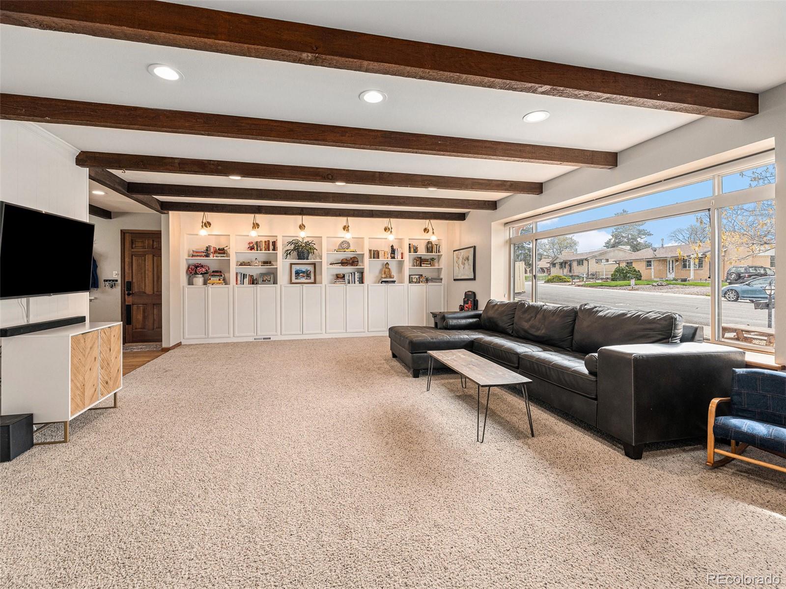 7105 Dover Way