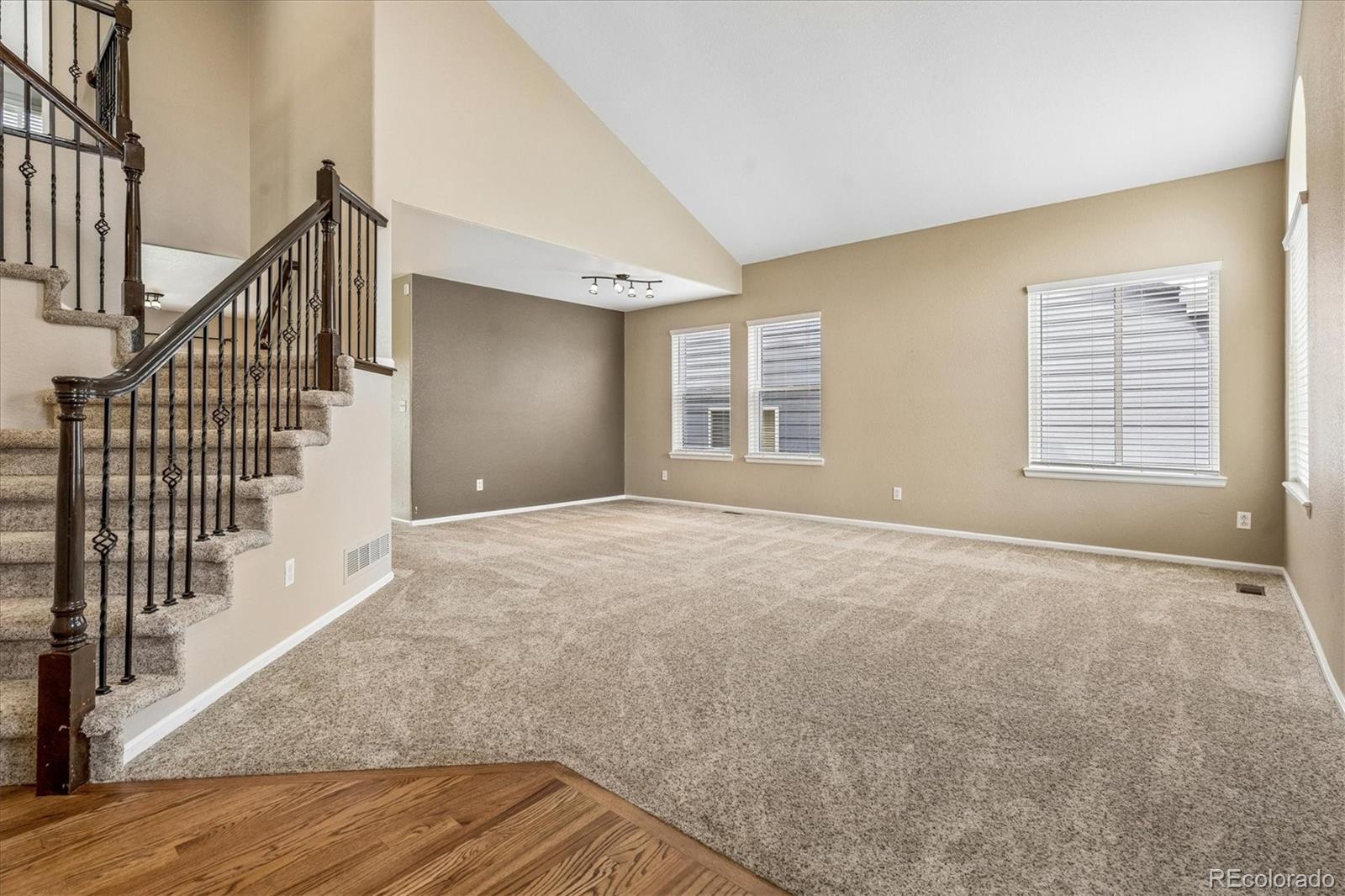9935 Blackbird Circle