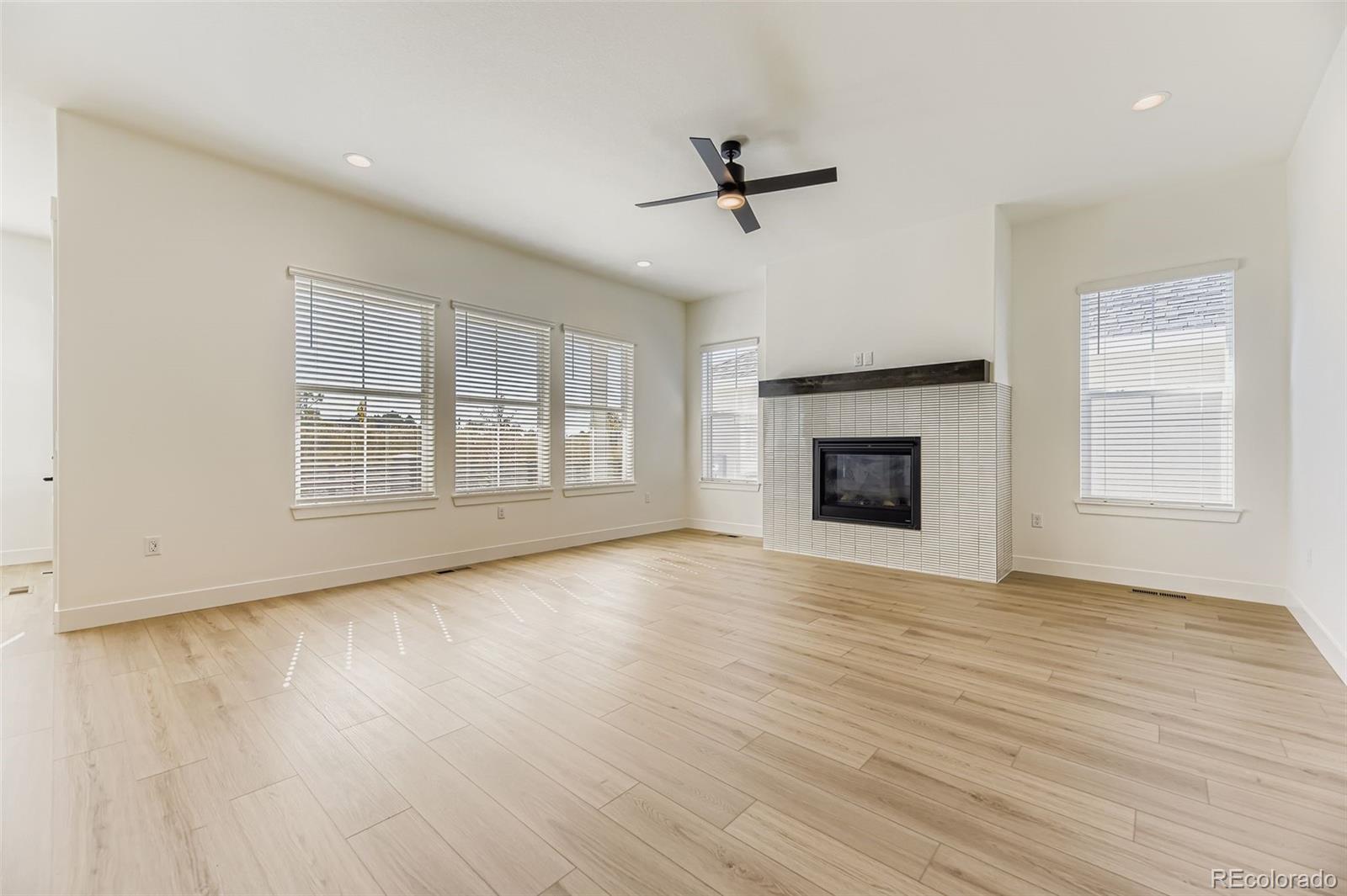 9046 S Shawnee Court