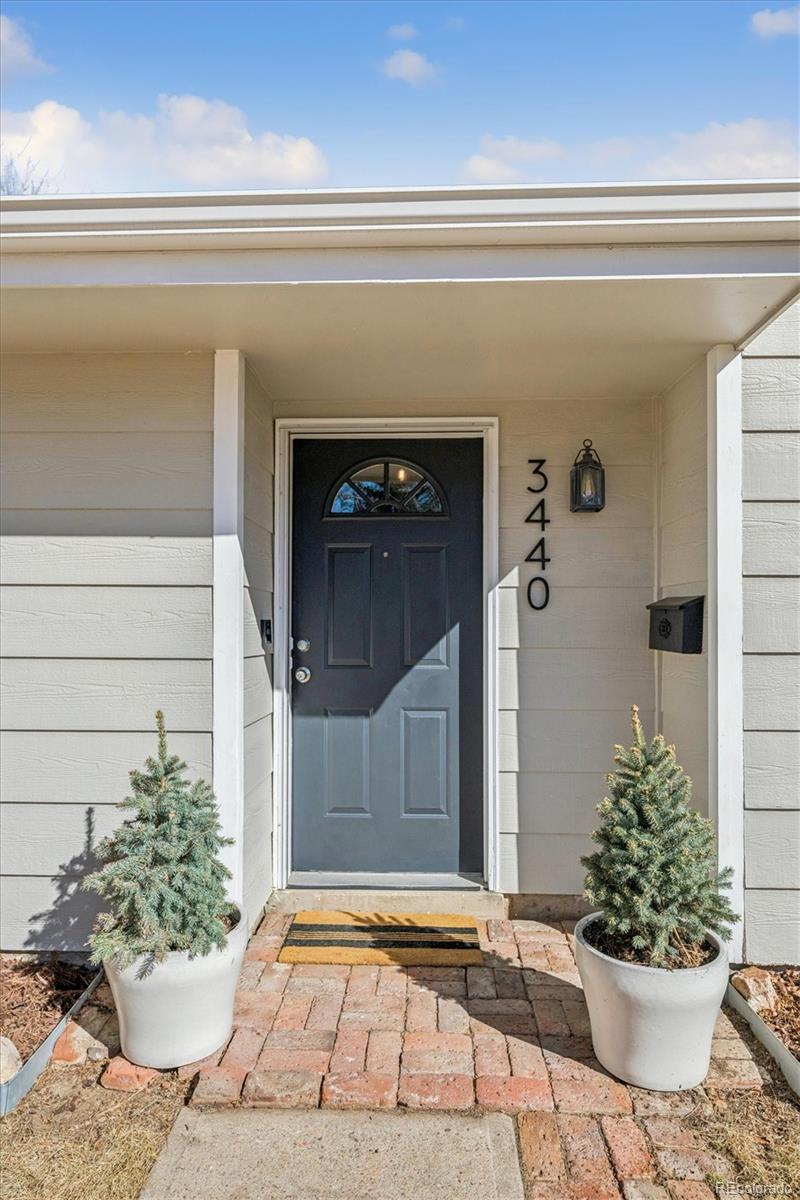 3440 S Fairfax Street