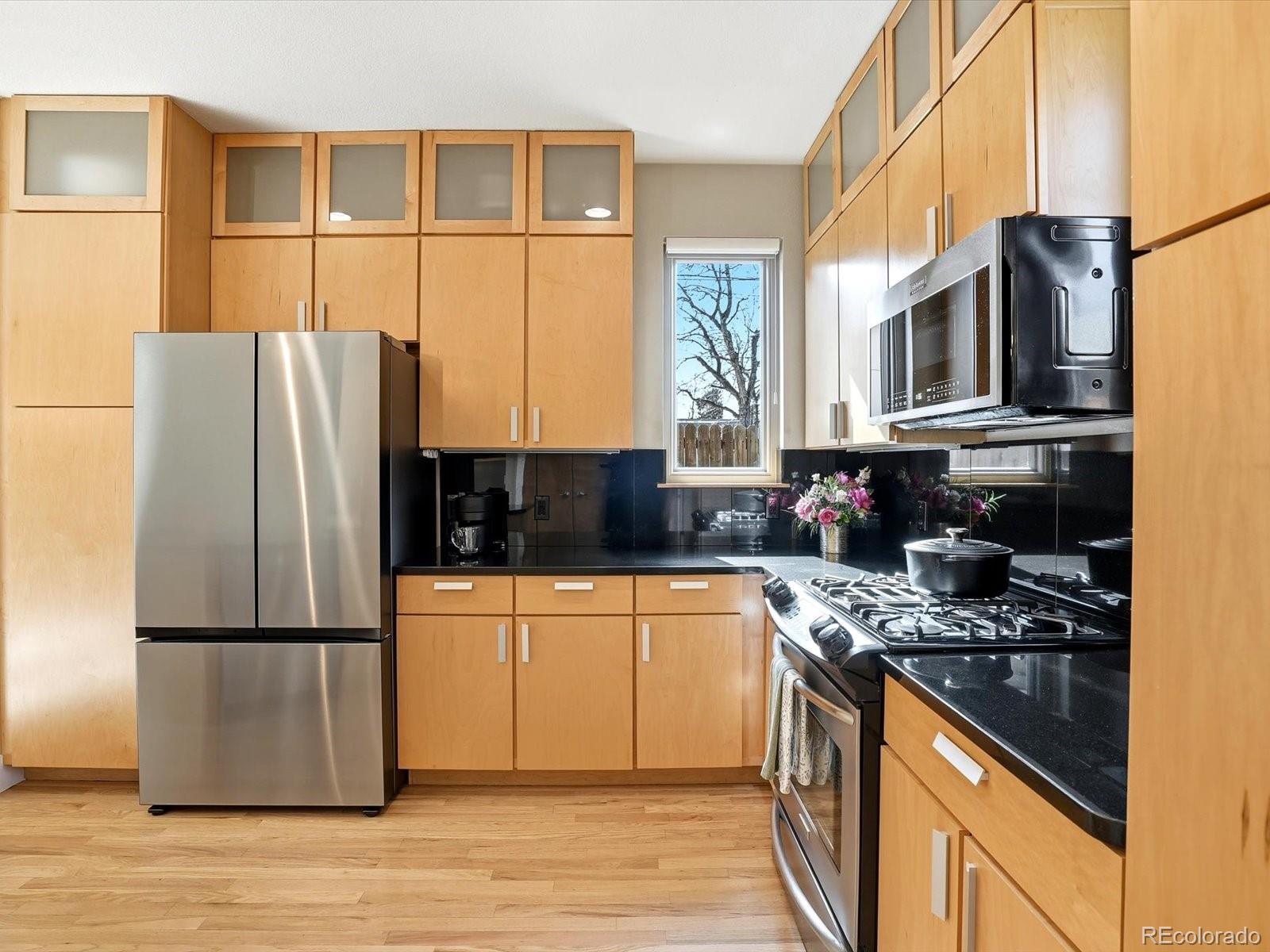 1737 S Pennsylvania Street