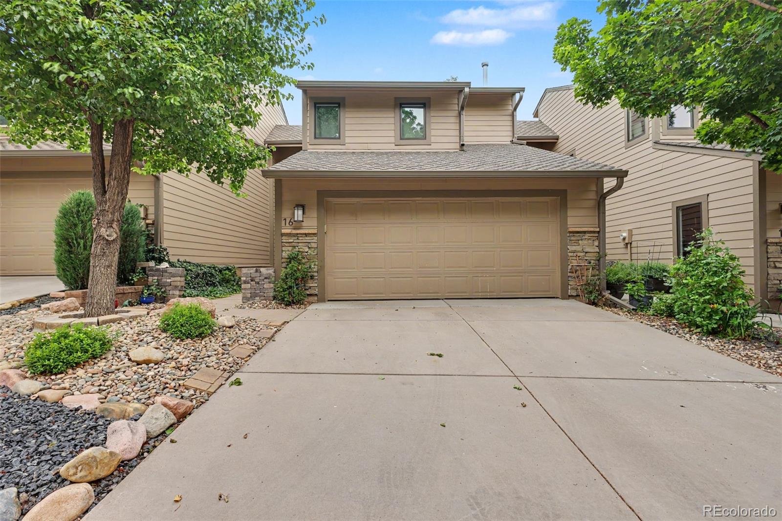 16 Woodbridge Drive