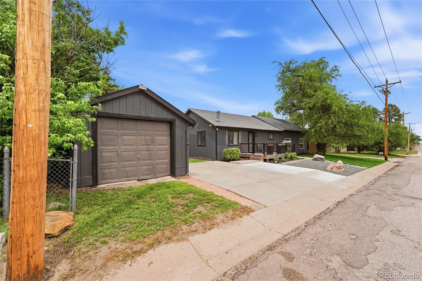321 Ute Avenue