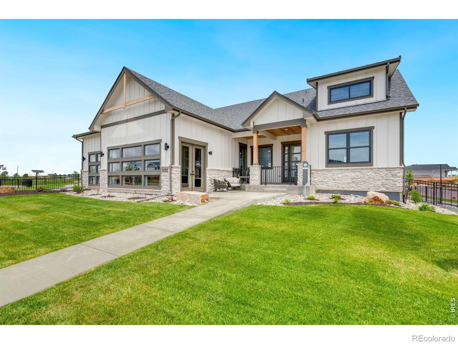 3632 N Buchanan Court