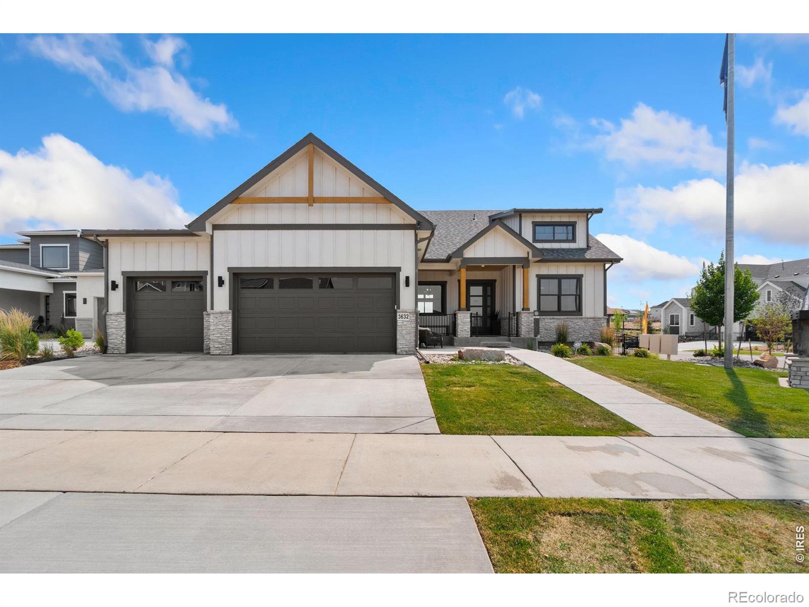 3632 N Buchanan Court