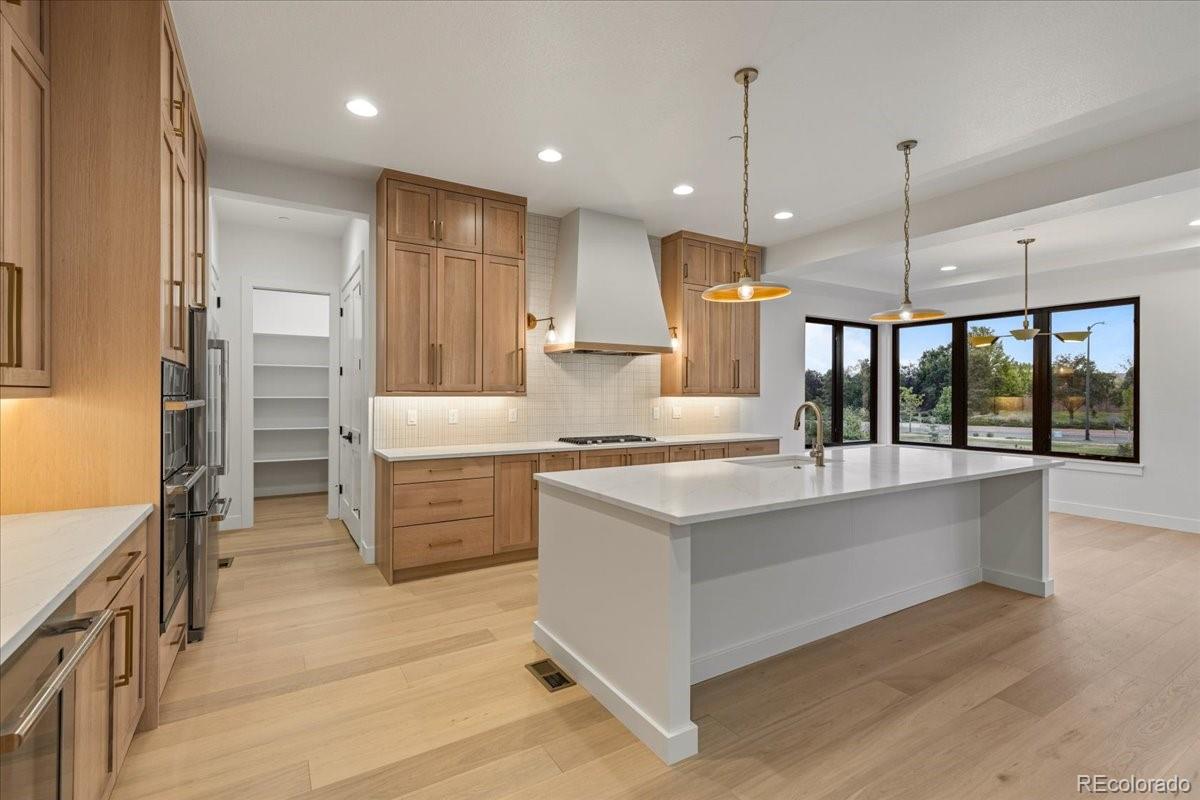 14455 Anvil Circle