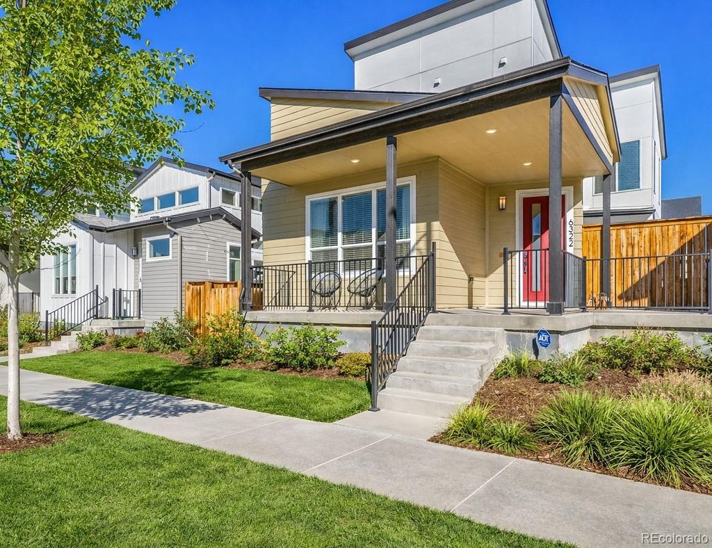 Photo of 6322 N Emporia Street, Denver, CO 80238 (MLS # 3454913)