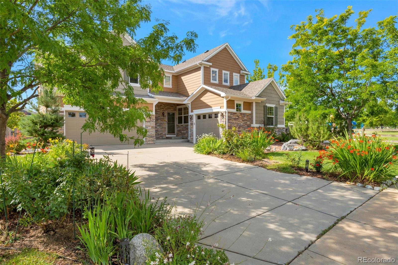 873 Mcclure Way