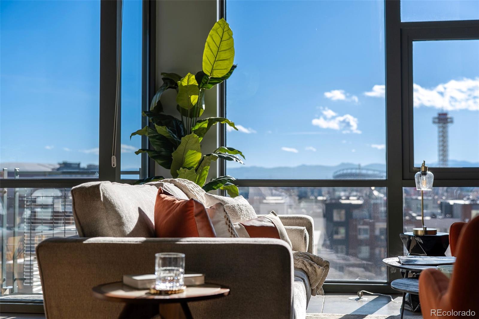 2100 16th Street 604