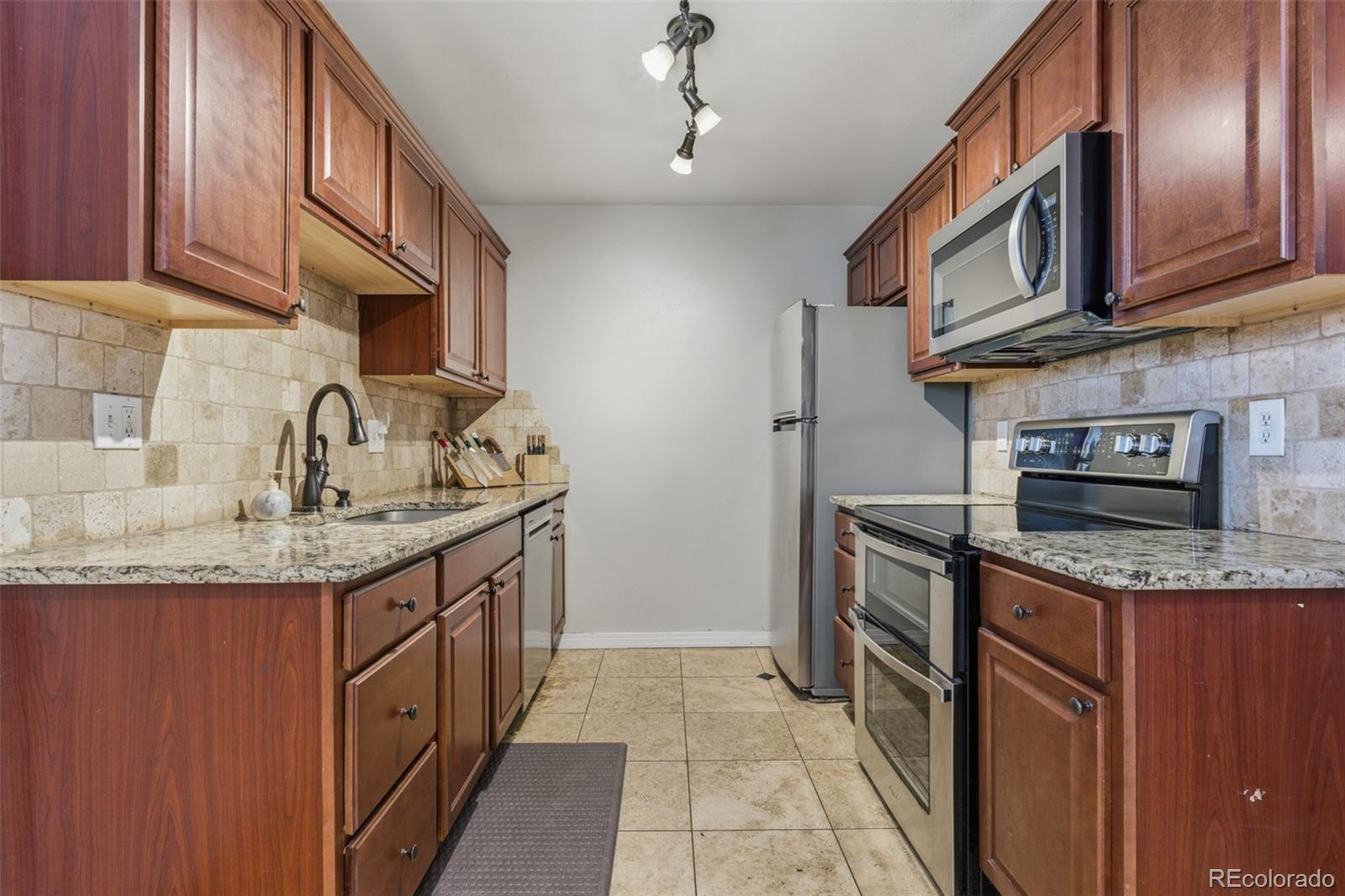 1474 S Pierson Street 65