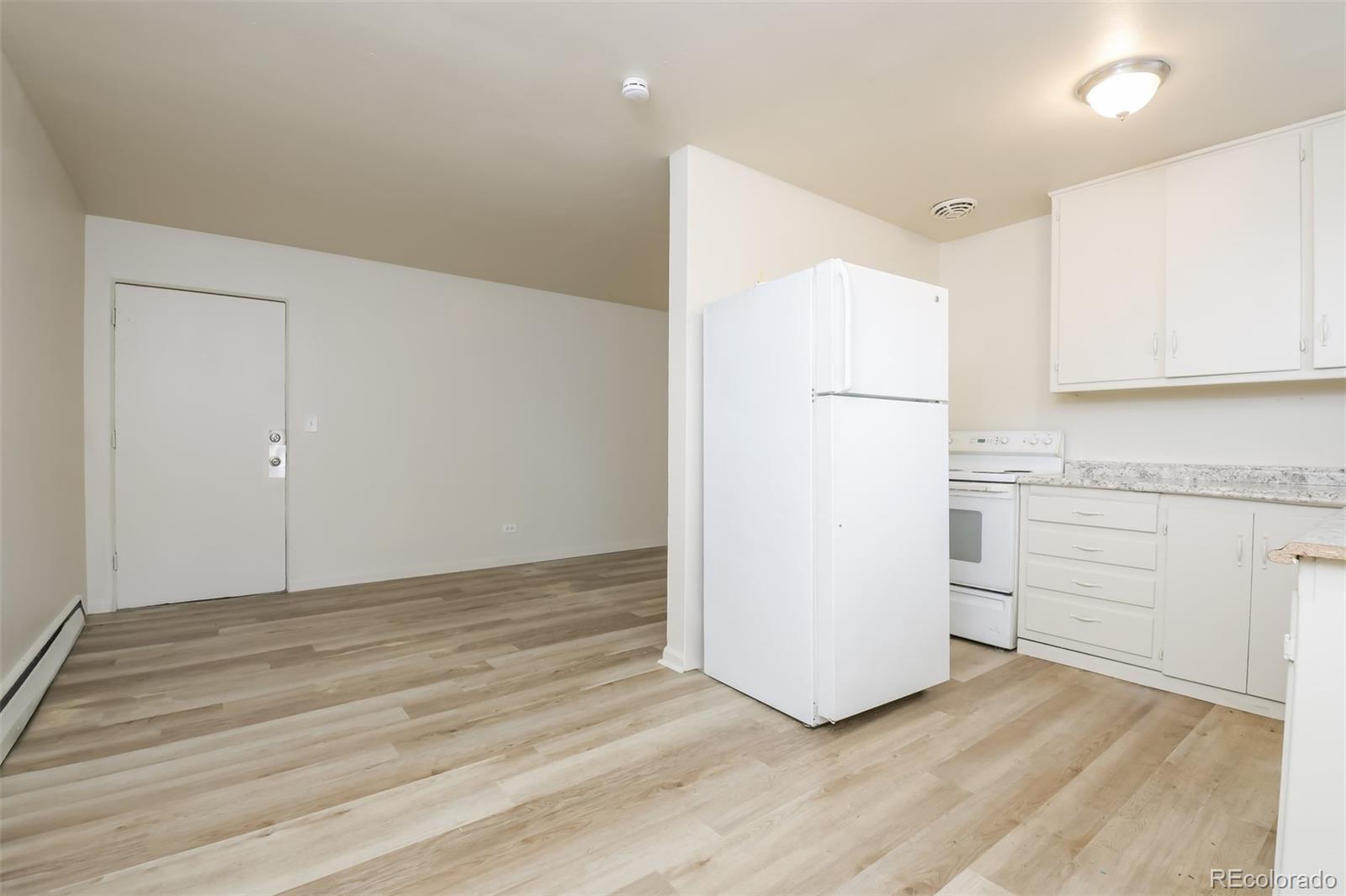 1592 Lansing Street 1-6