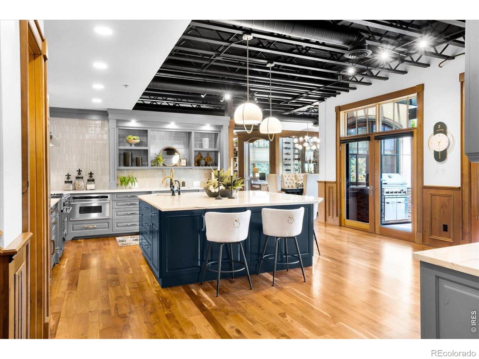 401 W Mountain Avenue 301