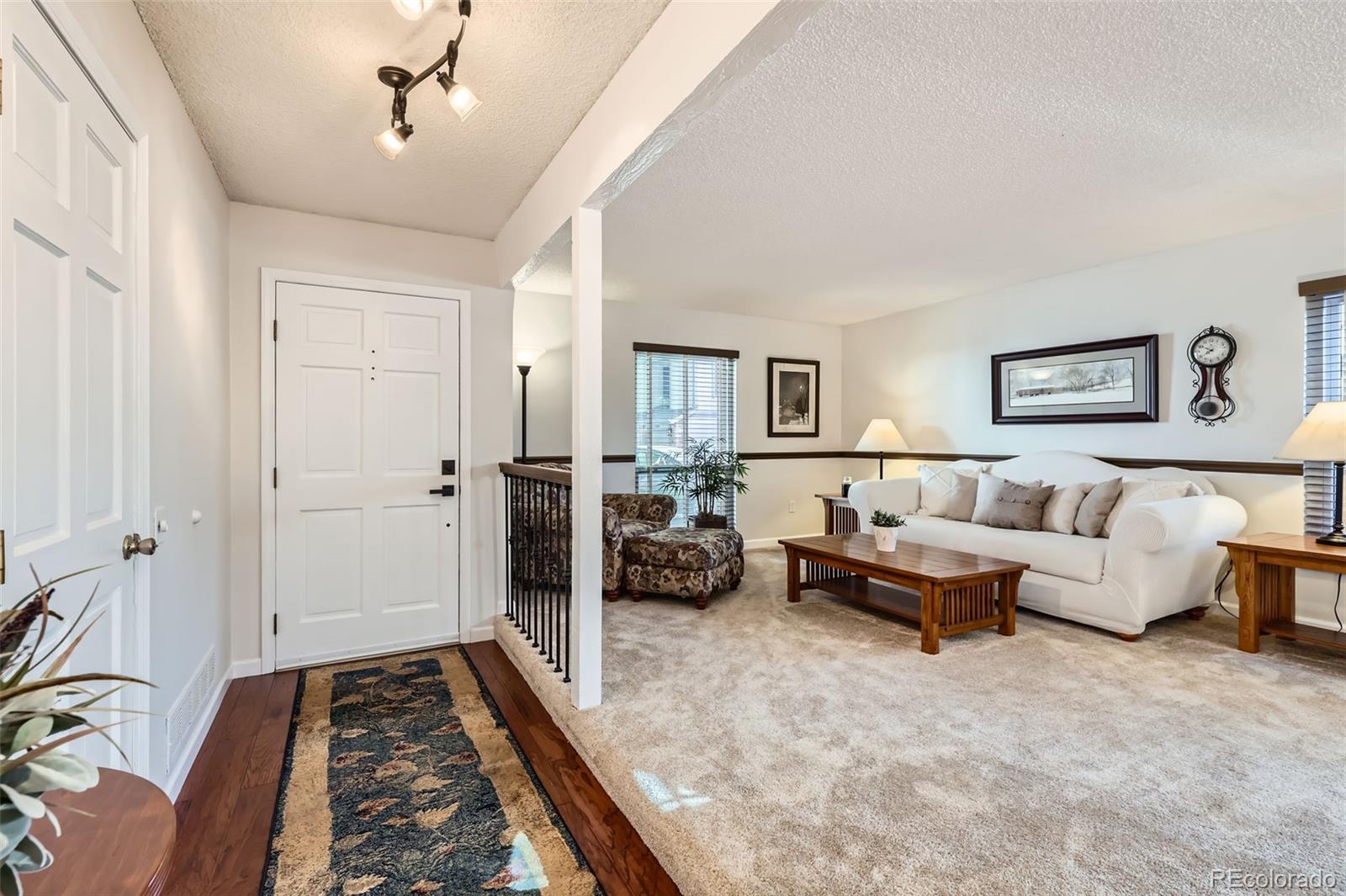 8156 Carr Circle