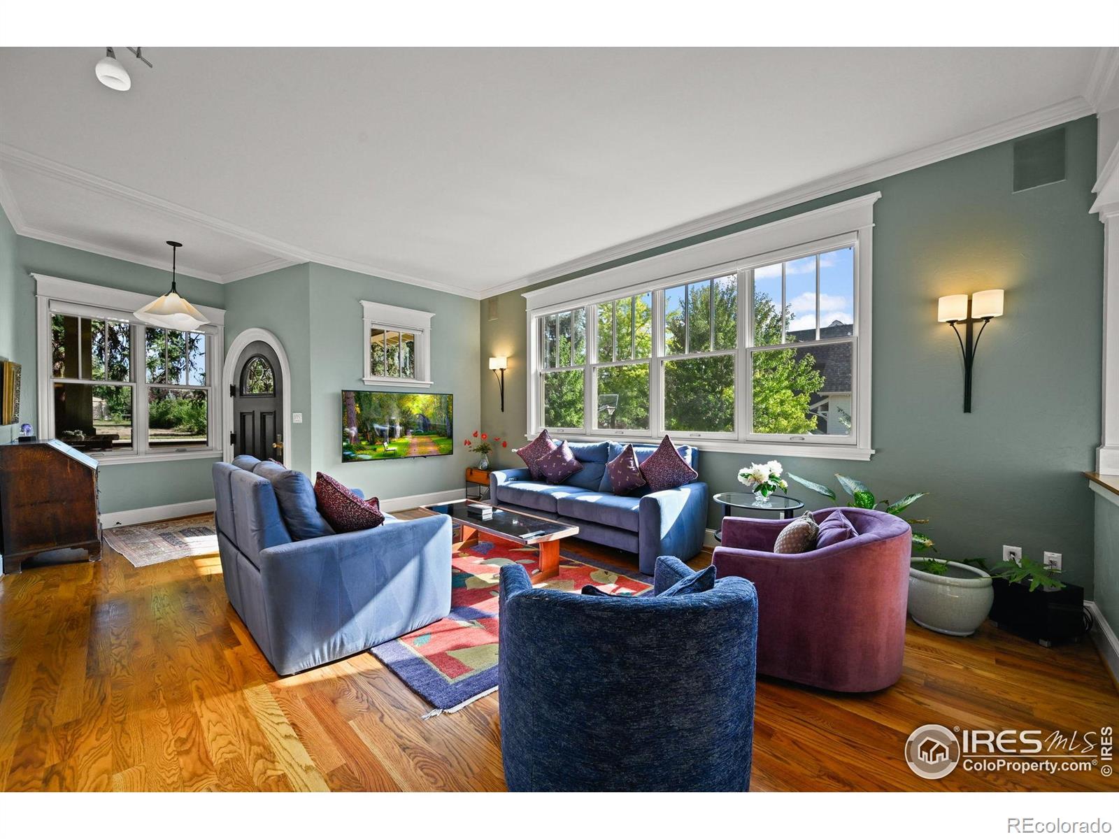 310 W Spruce Street