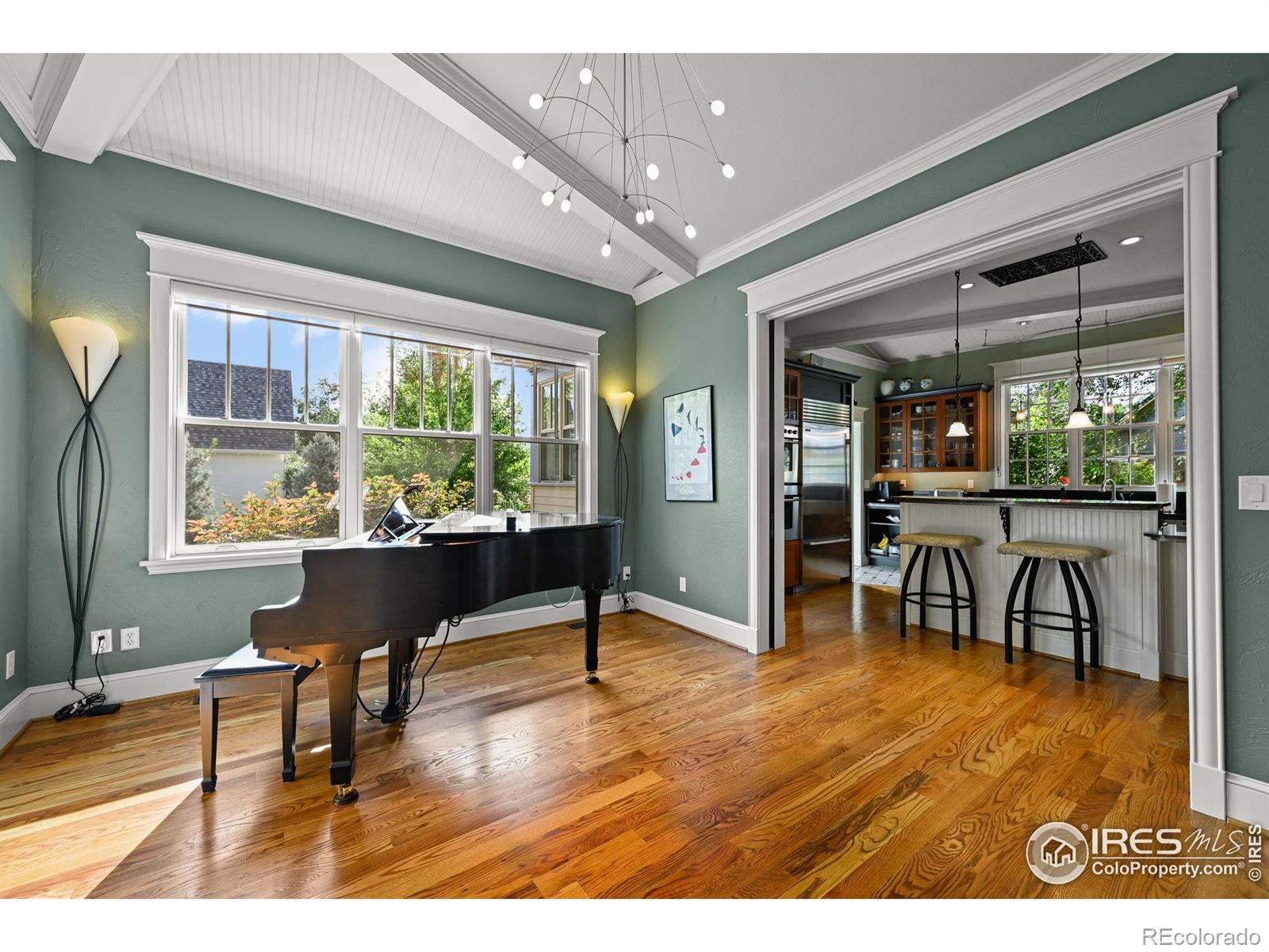 310 W Spruce Street
