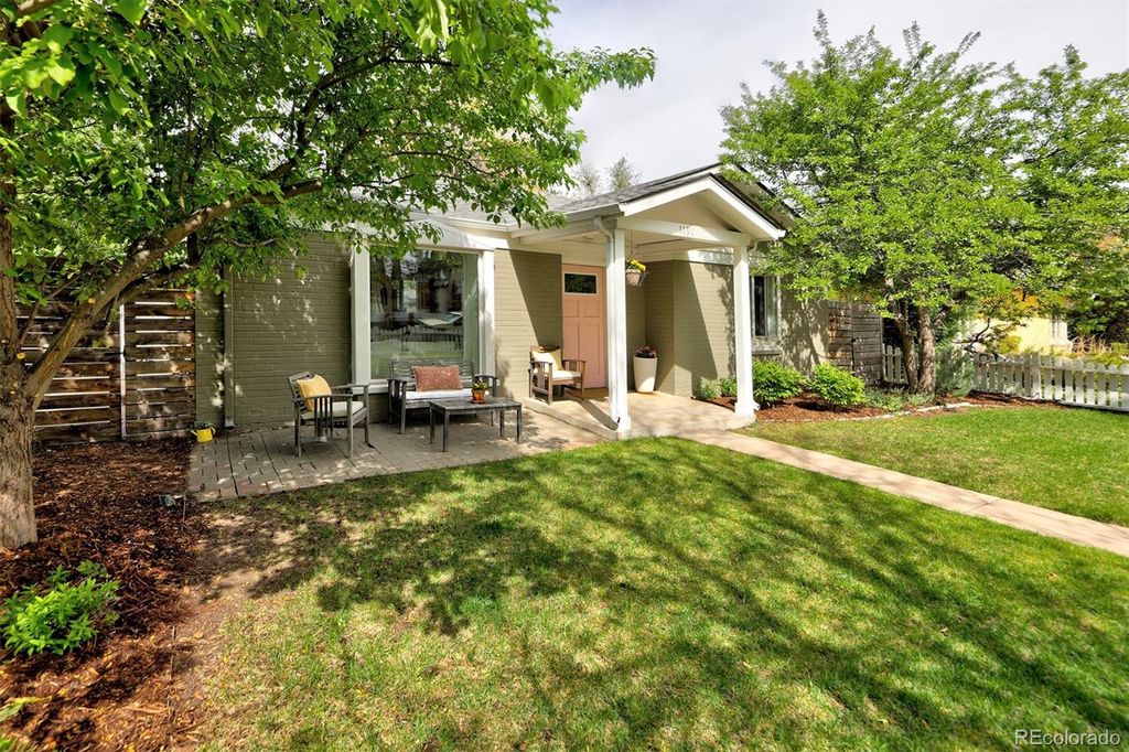 Photo of 1191 Niagara Street, Denver, CO 80220 (MLS # 7734925)