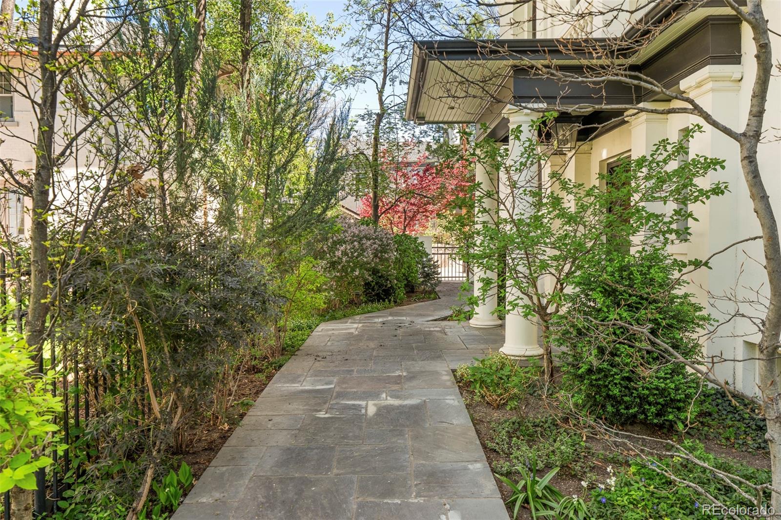 110 N Franklin Street